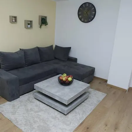 Moderne Einzimmerwohnung Mit Wohnzimmer Apartmán